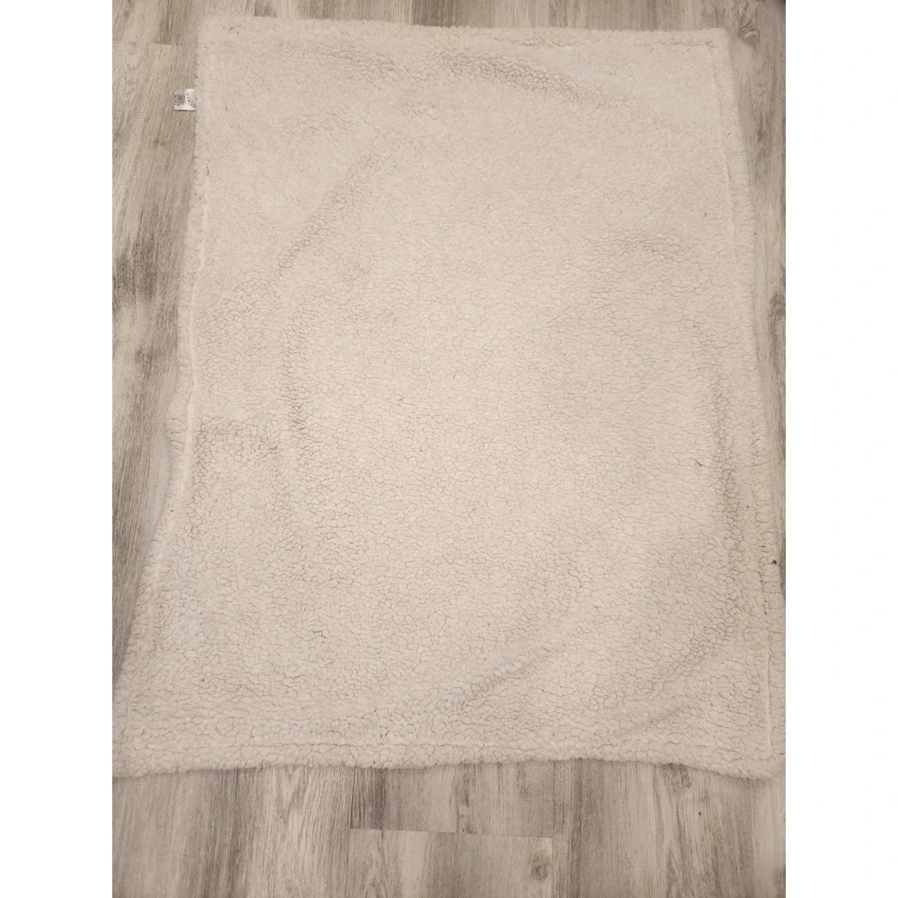 Disney Baby Christmas Santa Trees Winnie the Pooh Soft Baby Blanket Sherpa Back‎